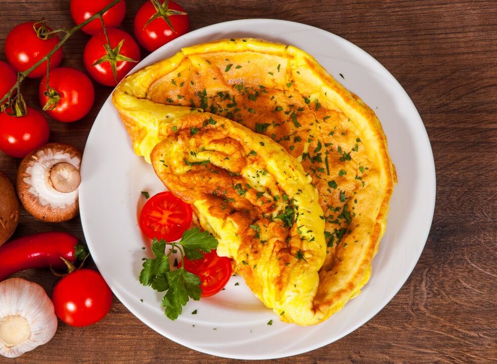 omelete com tomate ovo prato de dieta