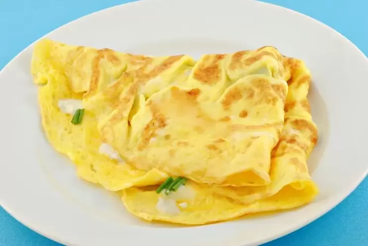 omelete com queijo para uma dieta sem carboidratos